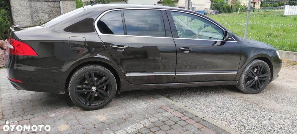 Skoda Superb 2.0 TSI Elegance DSG - 5