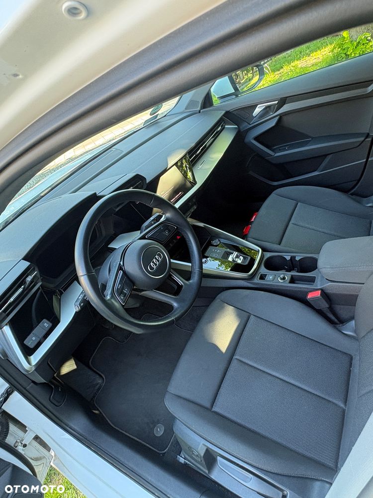 Audi A3 Limousine 35 TFSI S tronic - 16
