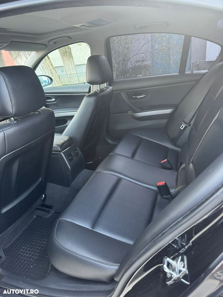 BMW Seria 3 320d - 9