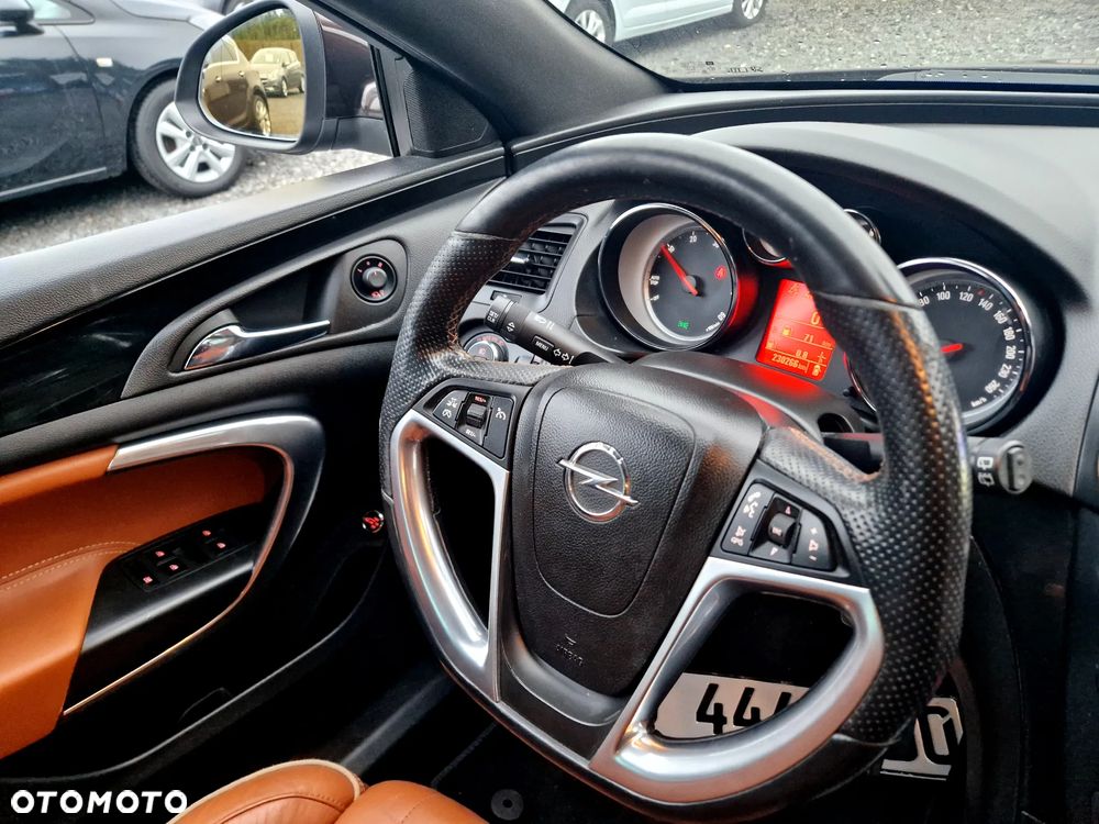 Opel Insignia - 34