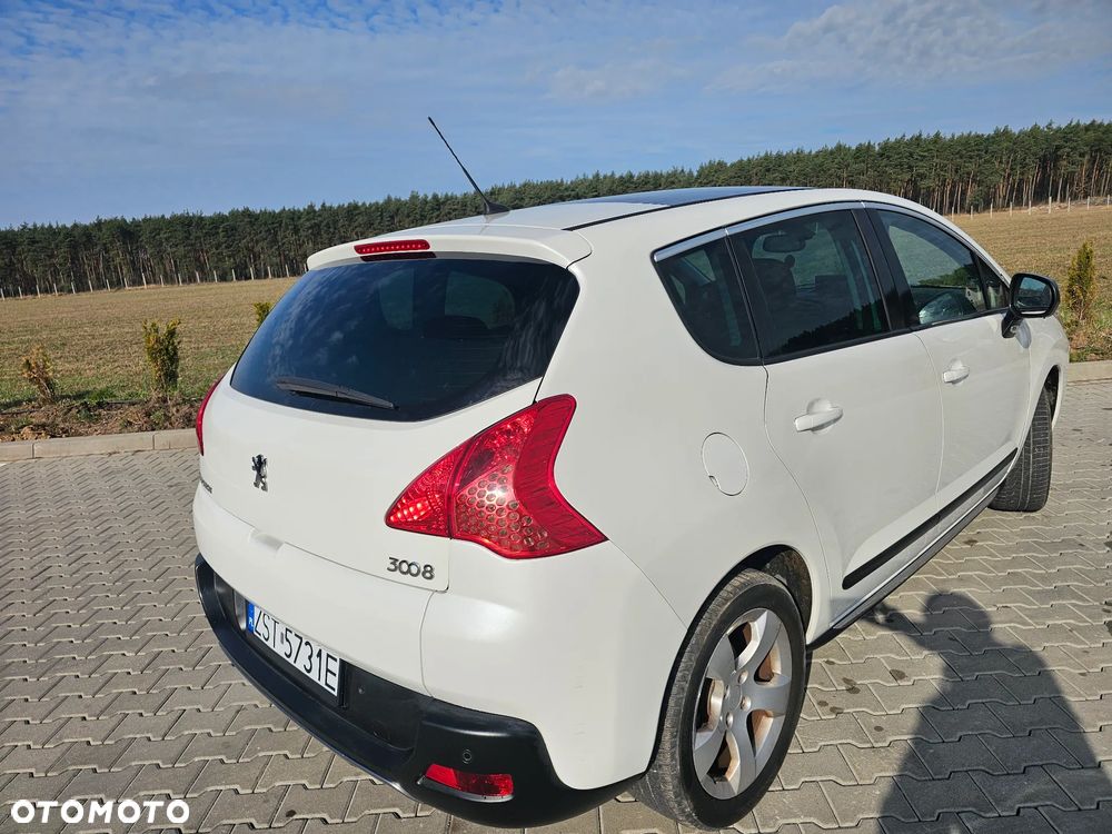 Peugeot 3008 155 THP Allure - 11