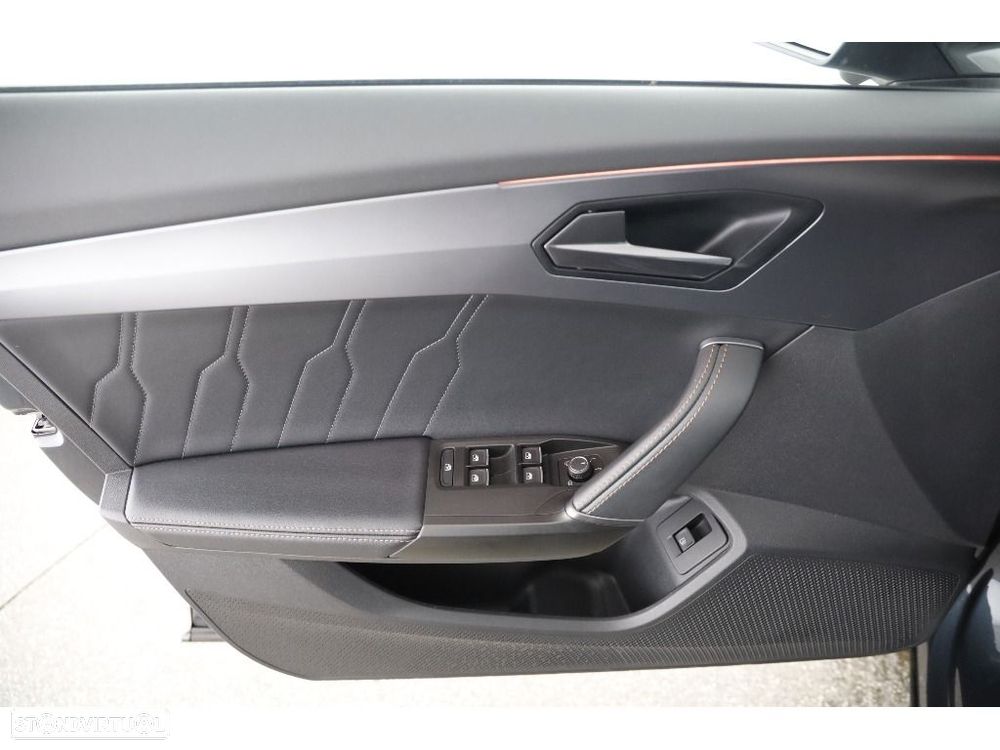 Cupra Formentor 1.4 e-Hybrid DSG VZ - 28