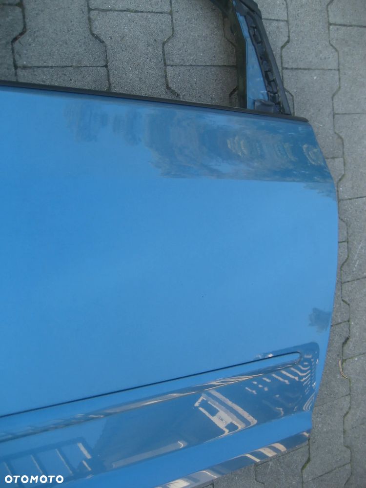 vw golf V 5 plus drzwi przód prawe kod lakieru LA5S - 9