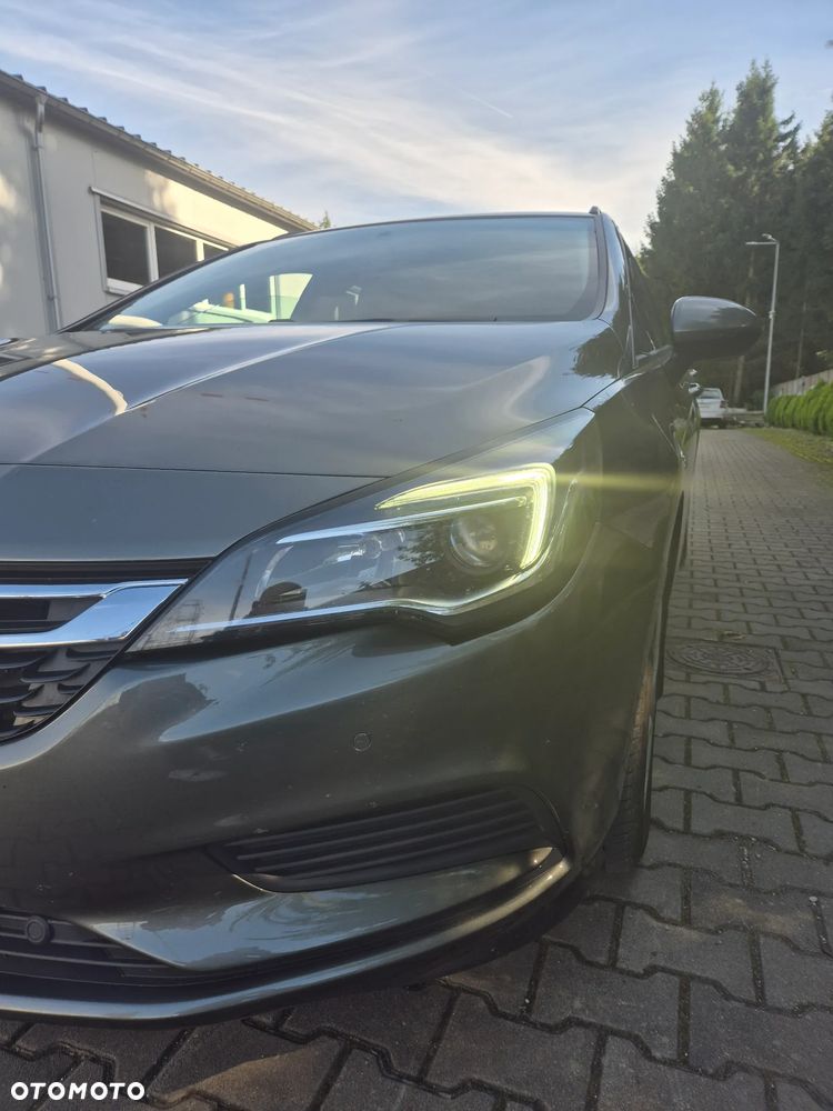 Opel Astra 1.6 CDTI Sport - 26