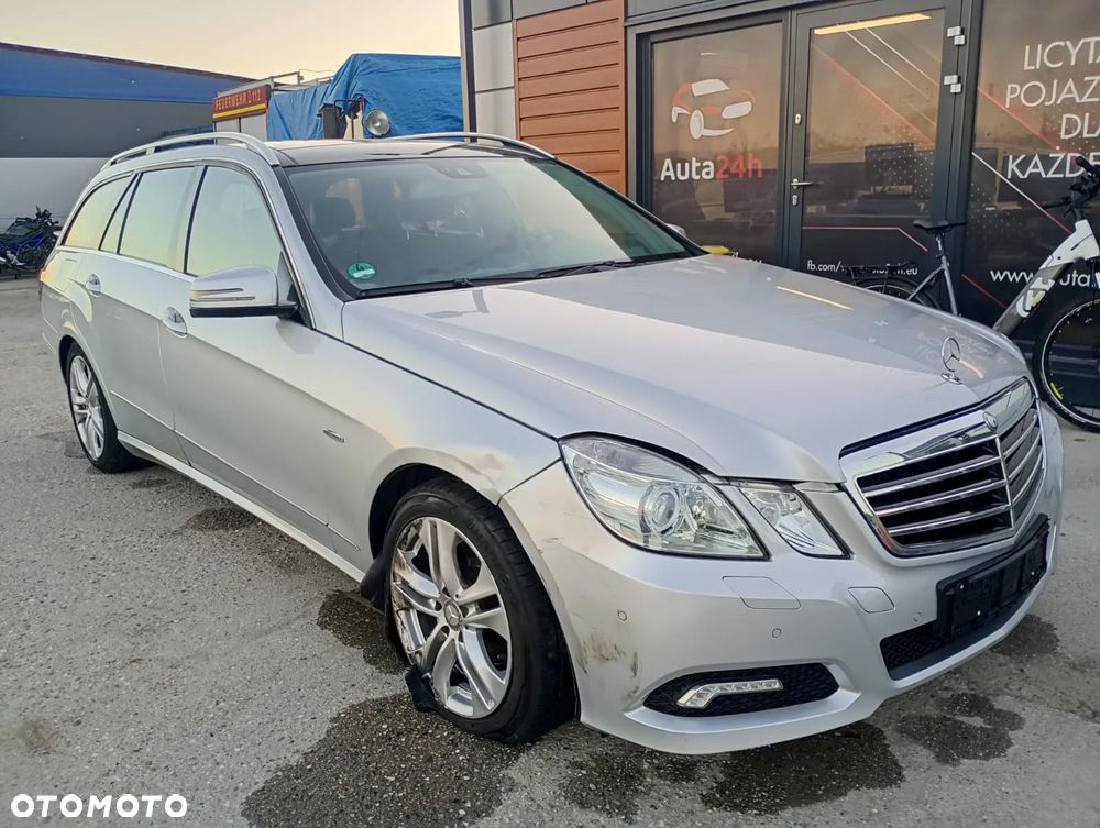 Mercedes-Benz Klasa E 200 CDI BlueEff - 2