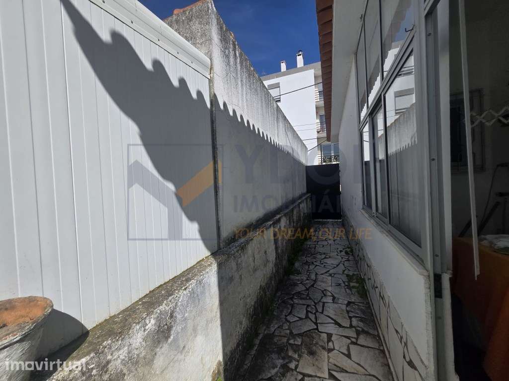Moradia V2 Pinhal Novo - Grande imagem: 2/17