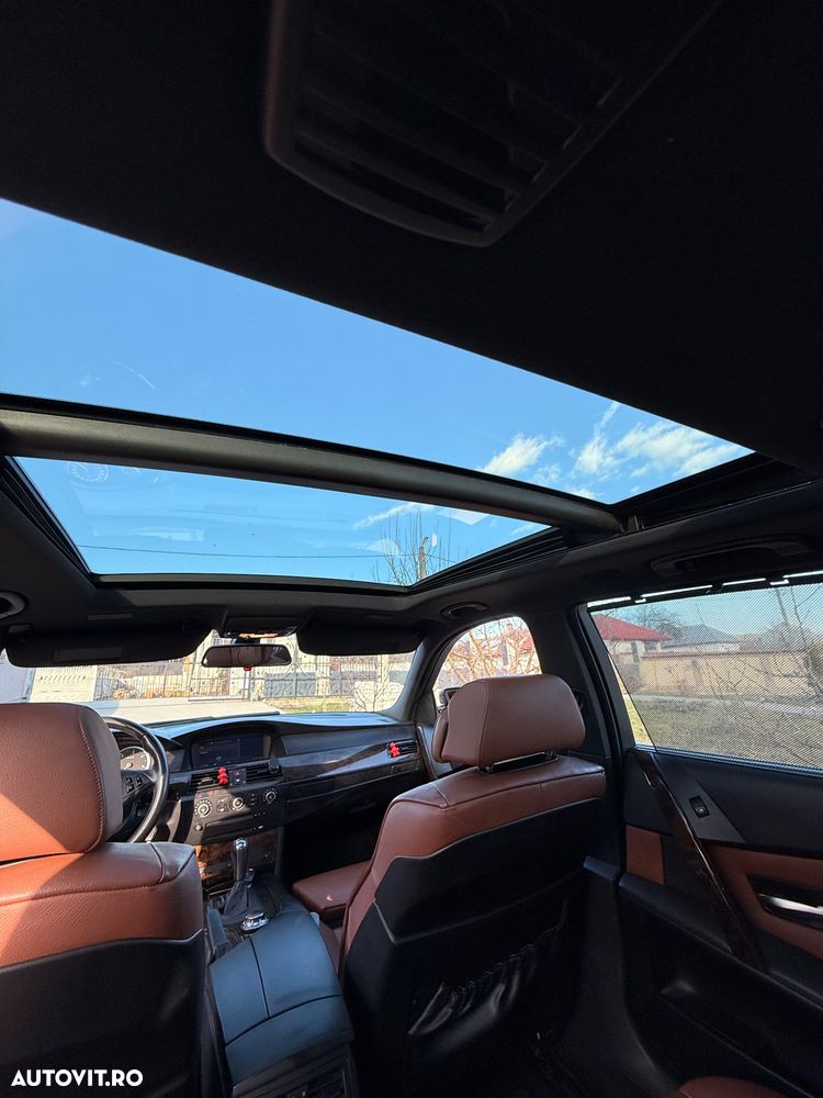 BMW Seria 5 530d Aut. - 12
