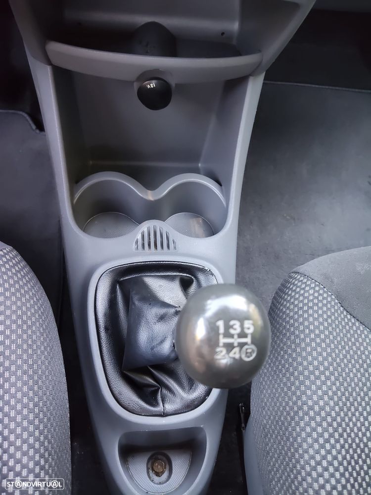 Toyota Aygo 1.0 + AC - 18