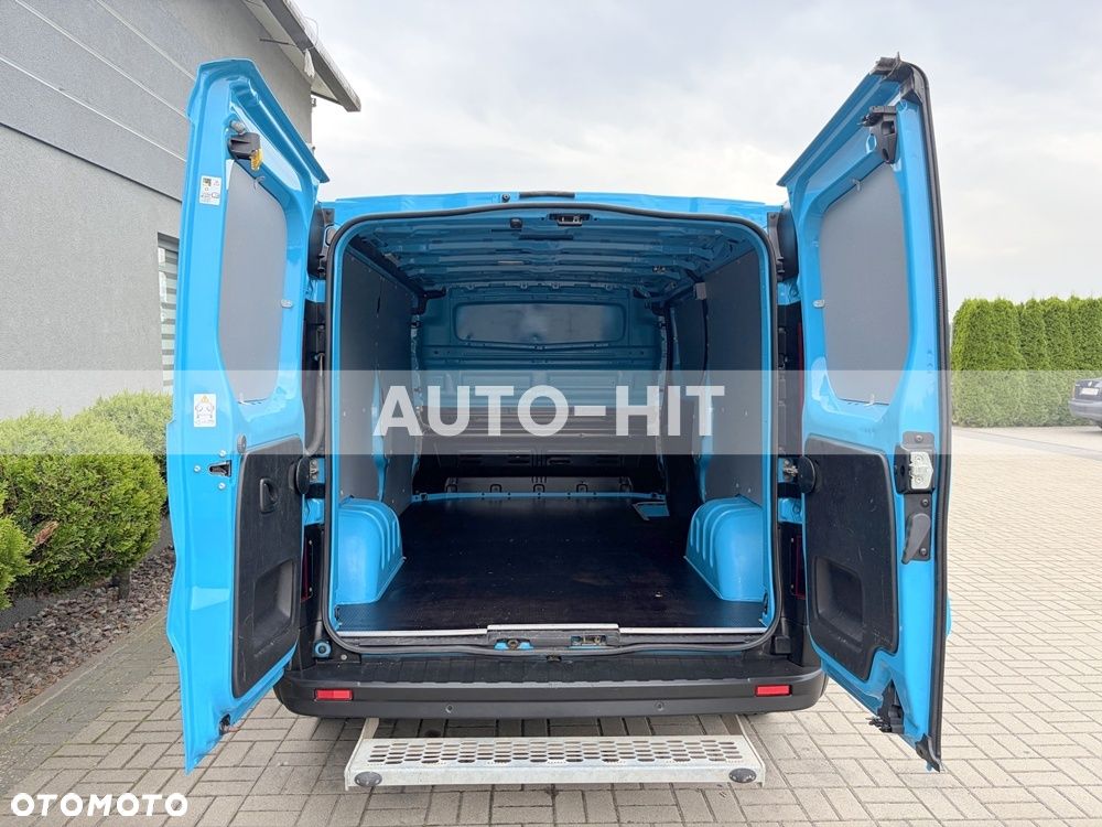 Renault Trafic - 16