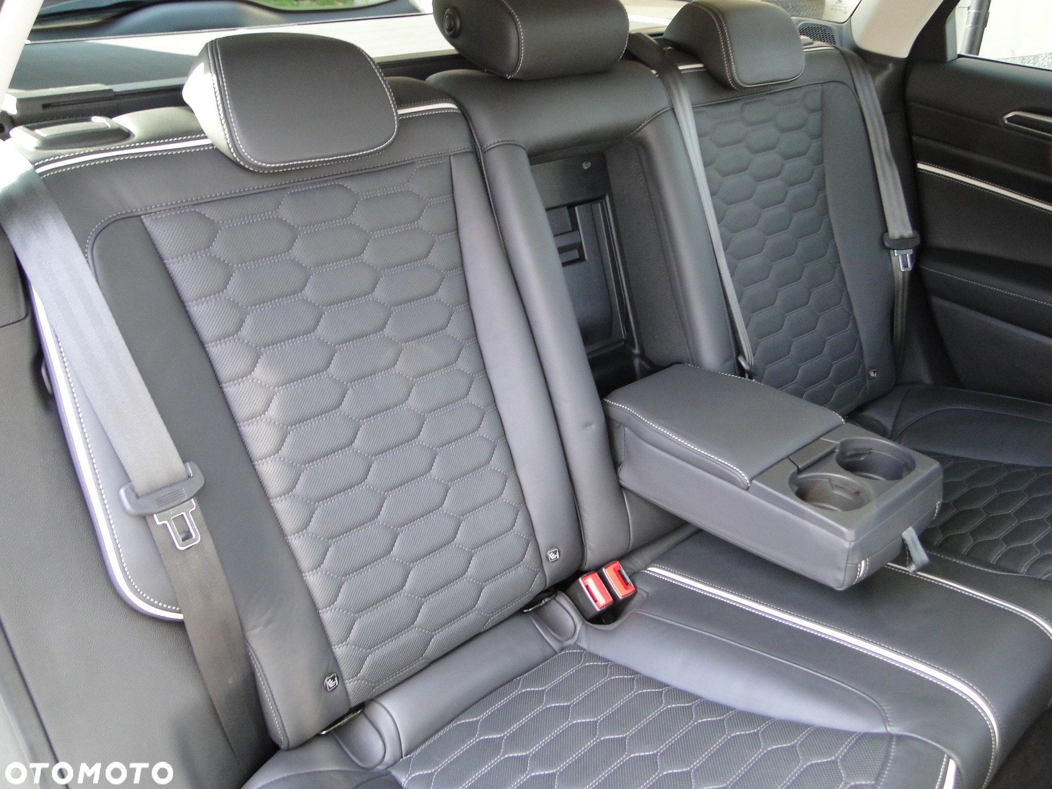 Ford Mondeo 2.0 Hybrid Vignale - 15