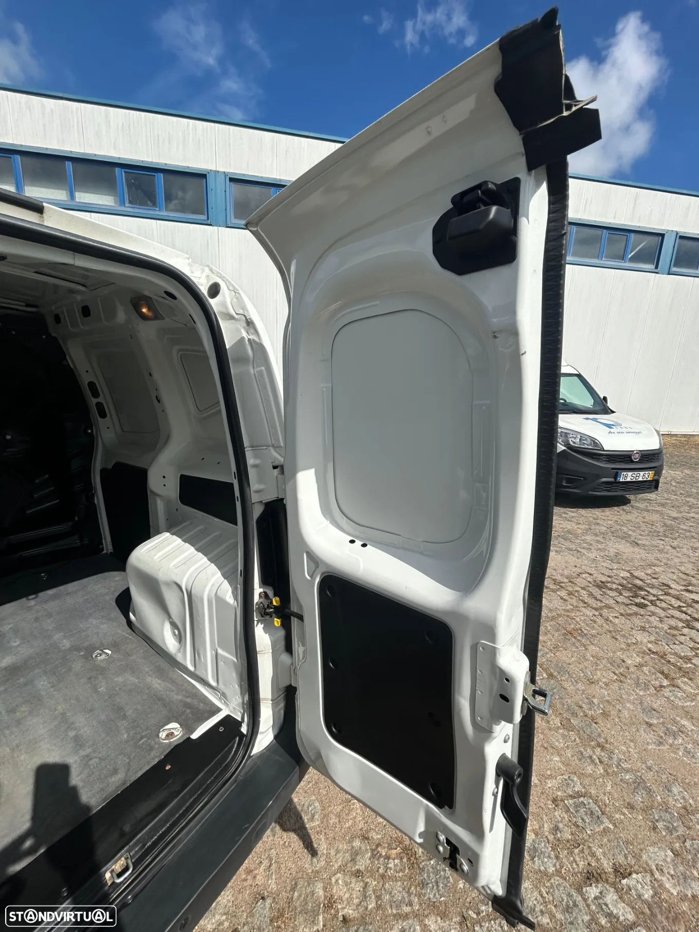 Fiat Fiorino - 10