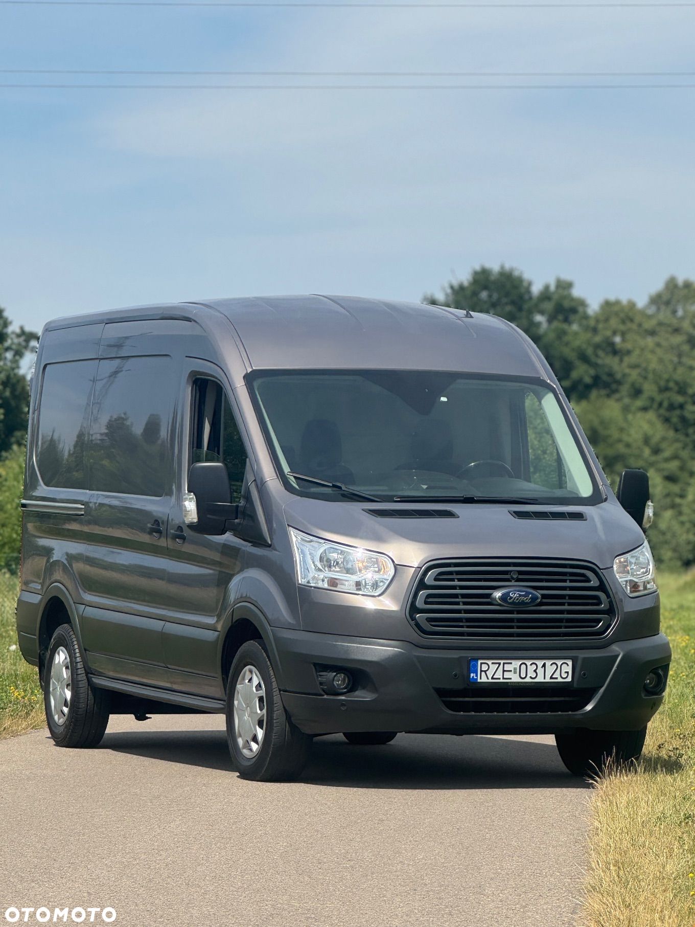Ford Transit - 1