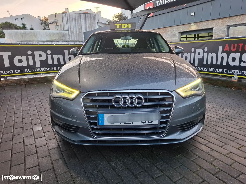 Audi A3 Limousine 1.6 TDI Sport S tronic - 3