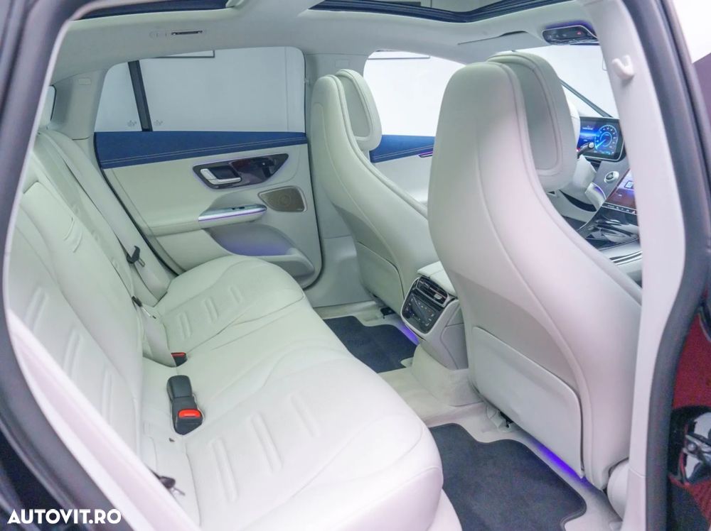 Mercedes-Benz EQE AMG 43 4MATIC - 10