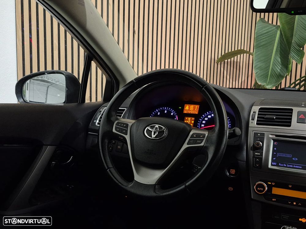 Toyota Avensis SW 2.0 D-4D Exclusive +GPS - 11