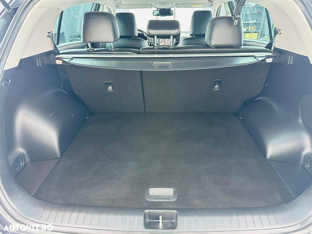 Kia Sportage 1.6 GDI 2WD DREAM-TEAM EDITION - 18