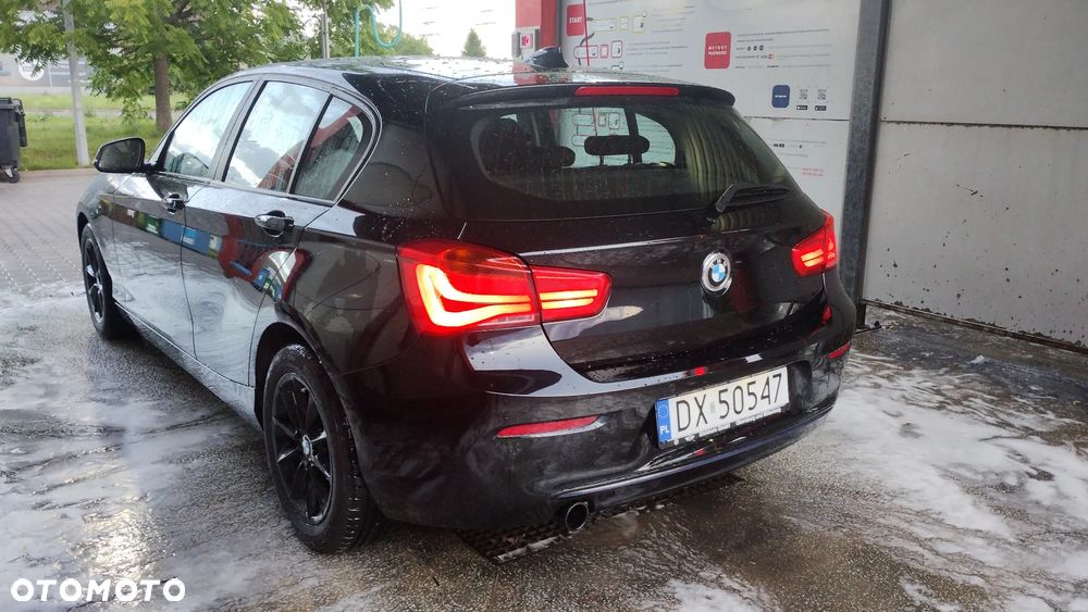BMW Seria 1 118i Sport Line Shadow - 2