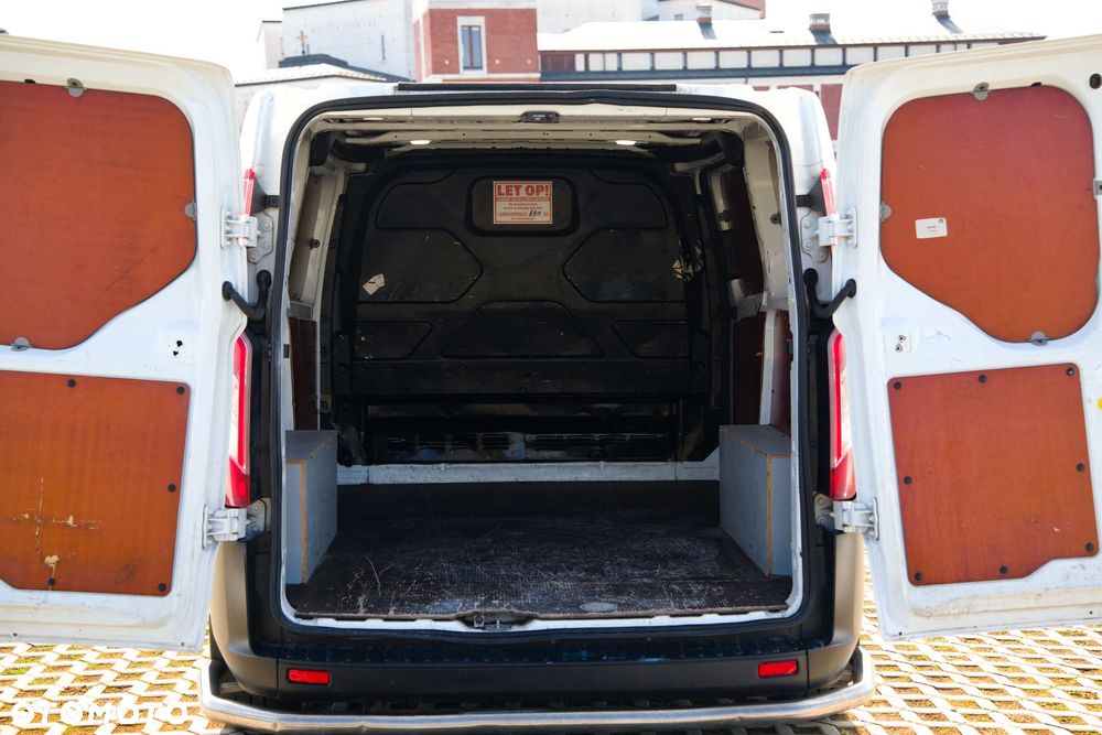 Ford Transit Custom L1H1 - 10