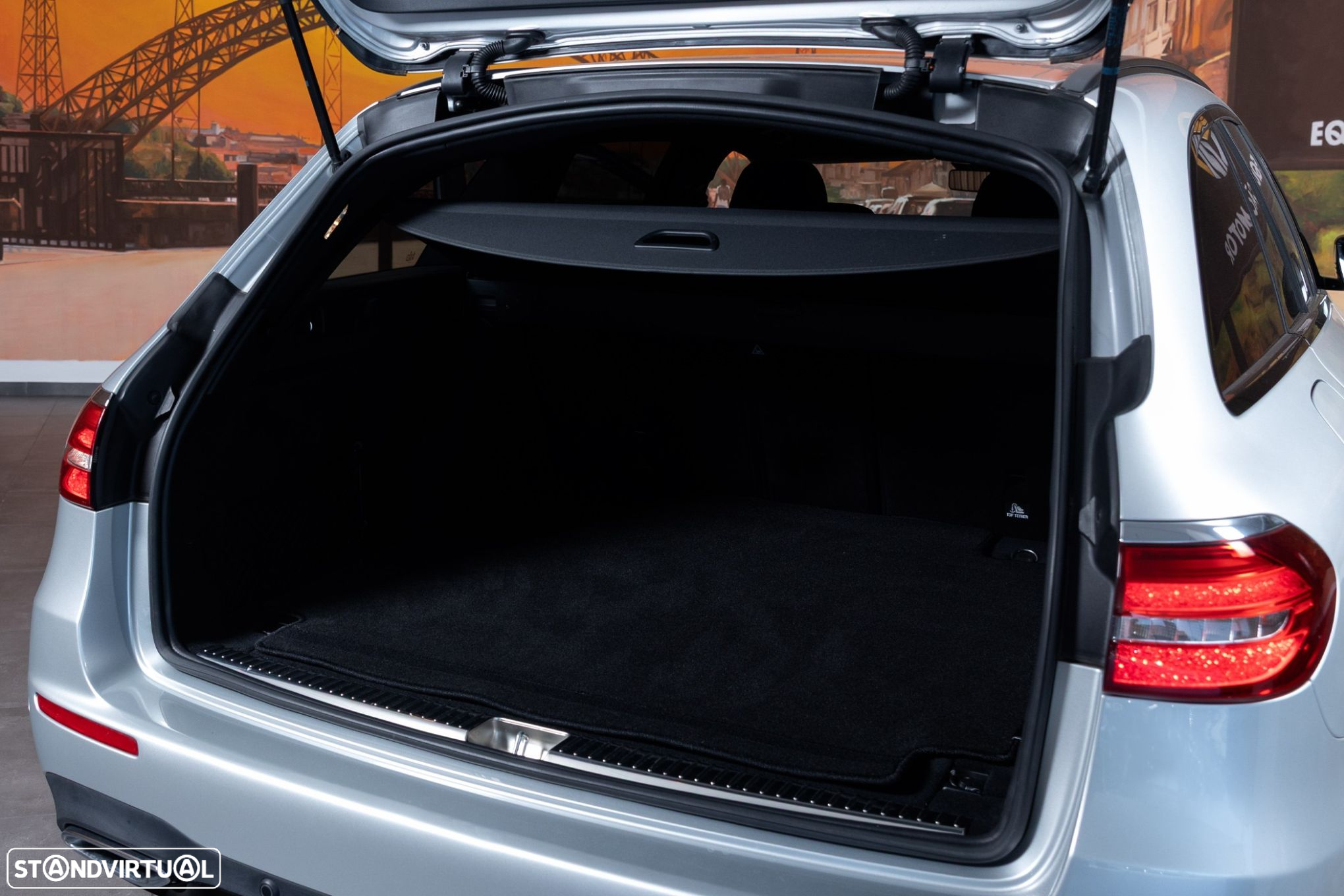 Mercedes-Benz E 220 d AMG Line - 30