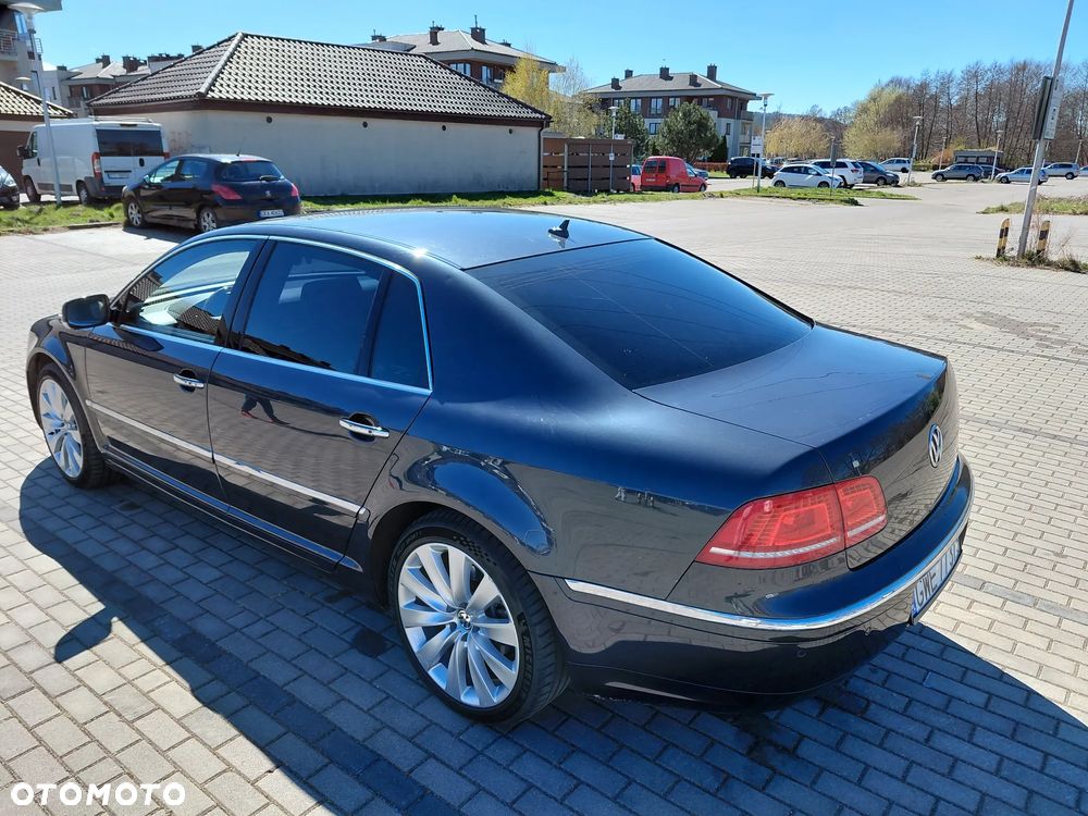 Volkswagen Phaeton - 31