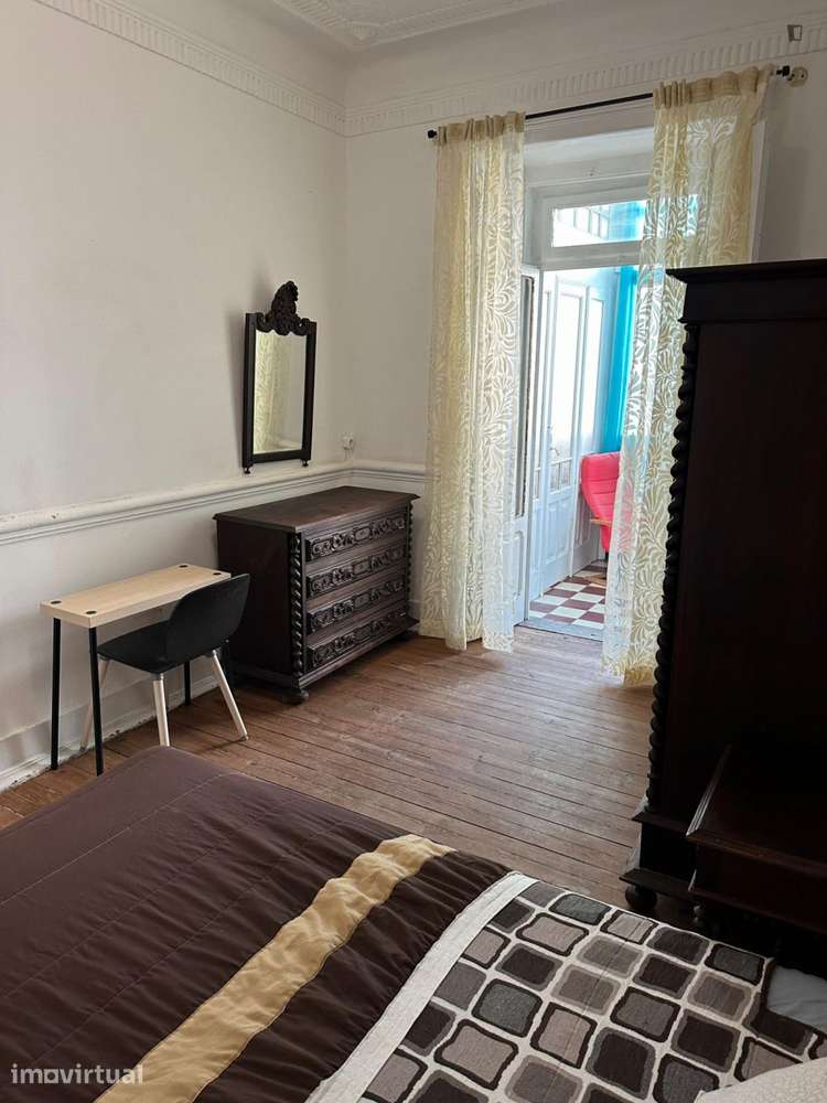 Quarto - localizado em Arroios Lisbon - Grande imagem: 3/9