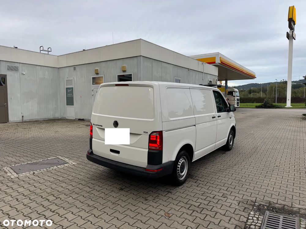 Volkswagen Transporter - 5