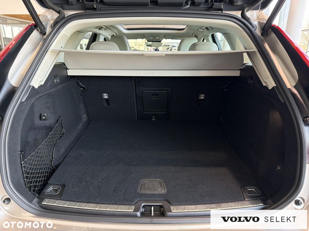 Volvo XC 60 - 31