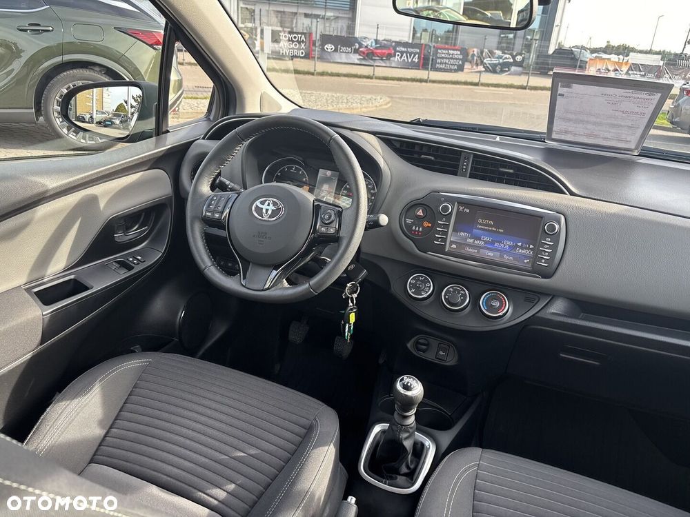 Toyota Yaris 1.5 Premium - 16