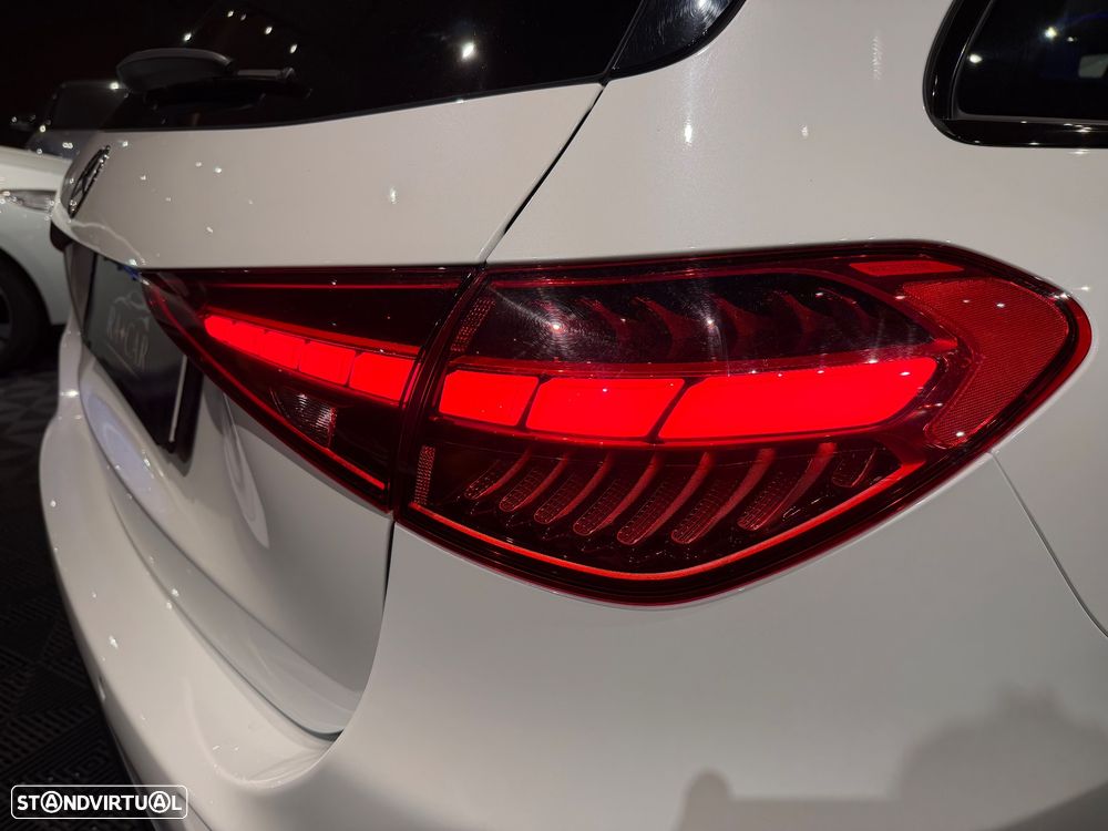 Mercedes-Benz C 300 e T 9G-TRONIC Night Edition - 31