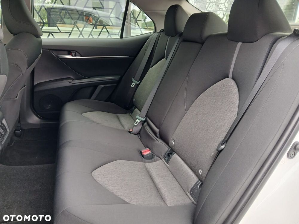 Toyota Camry 2.5 Hybrid Comfort CVT - 7