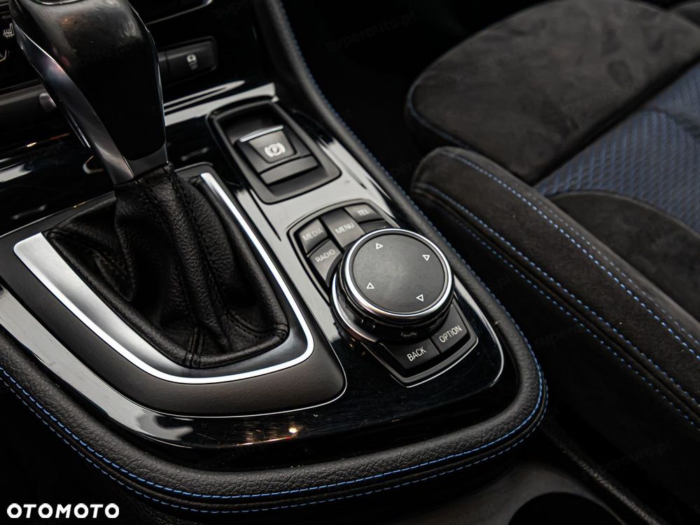 BMW Seria 2 220d GT xDrive M Sport sport - 24