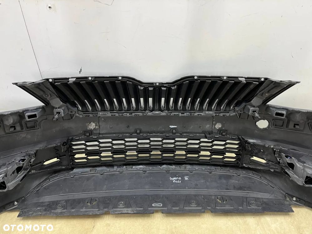 Zderzak przedni Skoda Superb III 3 15-19r. przedlift przód 3V0807221 - 8