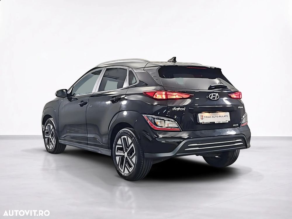 Hyundai KONA - 4