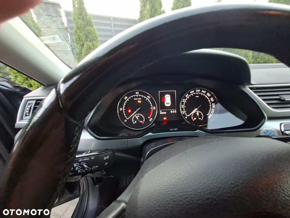 Skoda Superb 2.0 TDI Ambition - 7