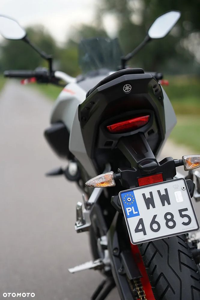 Yamaha MT - 22