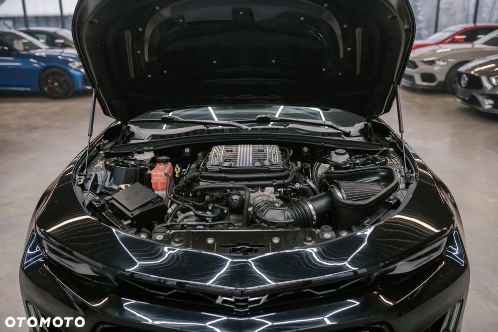 Chevrolet Camaro - 12