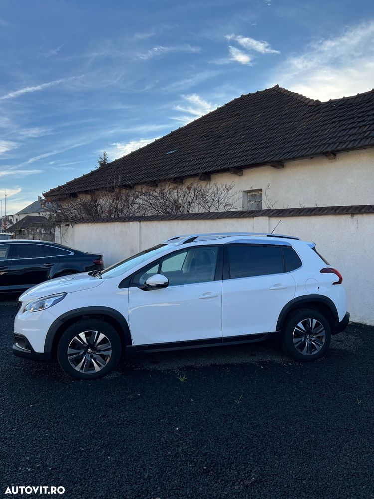 Peugeot 2008 BlueHDi FAP 120 STOP & START EAT6 Crossway - 10