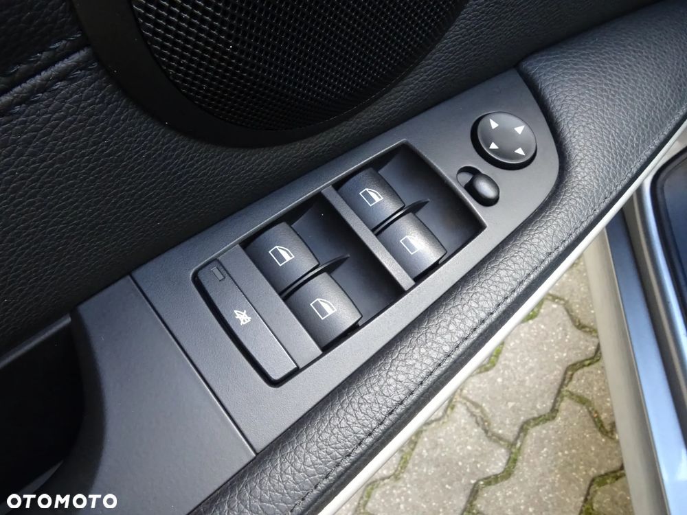BMW Seria 3 320d xDrive DPF Touring Edition Fleet Lifestyle - 14