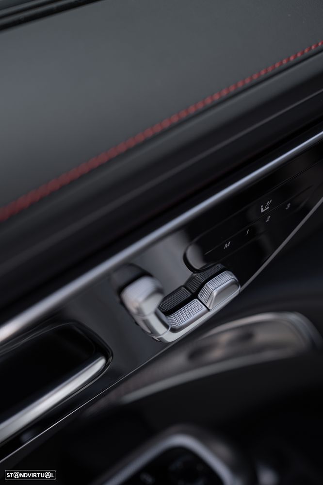 Mercedes-Benz E 53 AMG Hybrid 4Matic+ - 57
