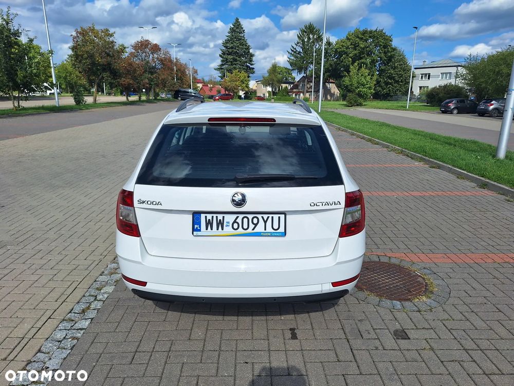 Skoda Octavia 2.0 TDI Ambition - 8