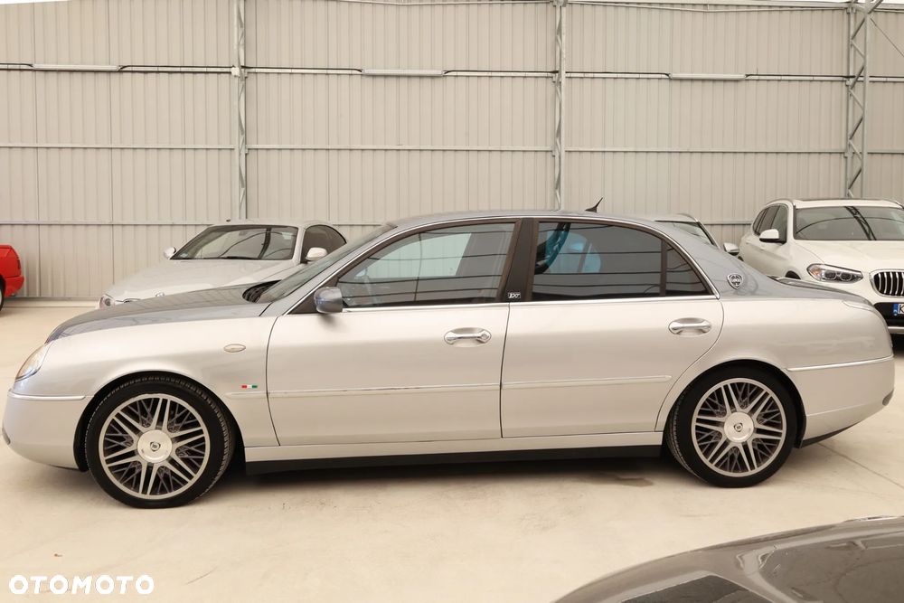 Lancia Thesis 2.4 JTD 20v Sportiva - 19