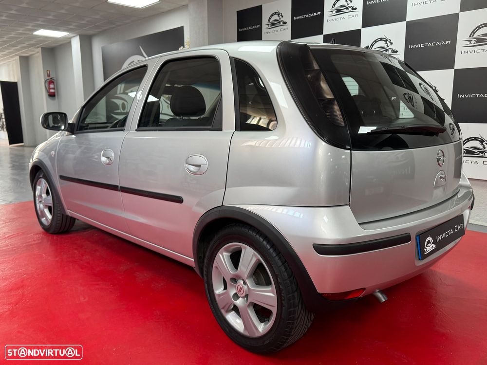 Opel Corsa 1.2 Twinport Cosmo - 6