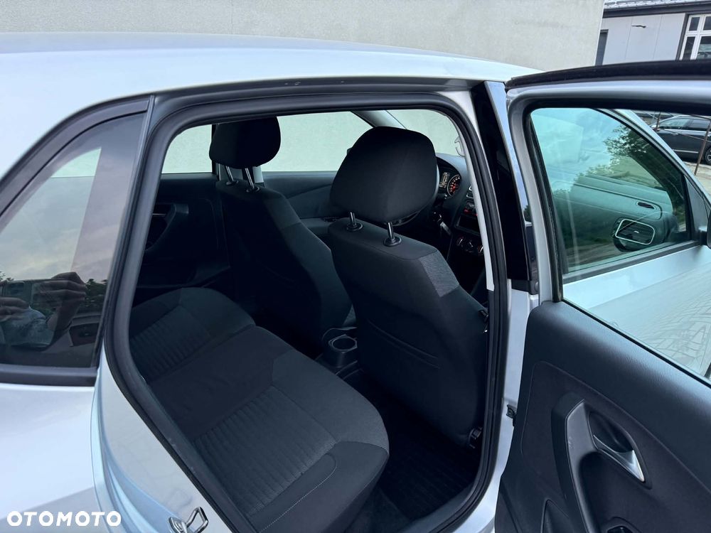 Volkswagen Polo 1.6 United - 18