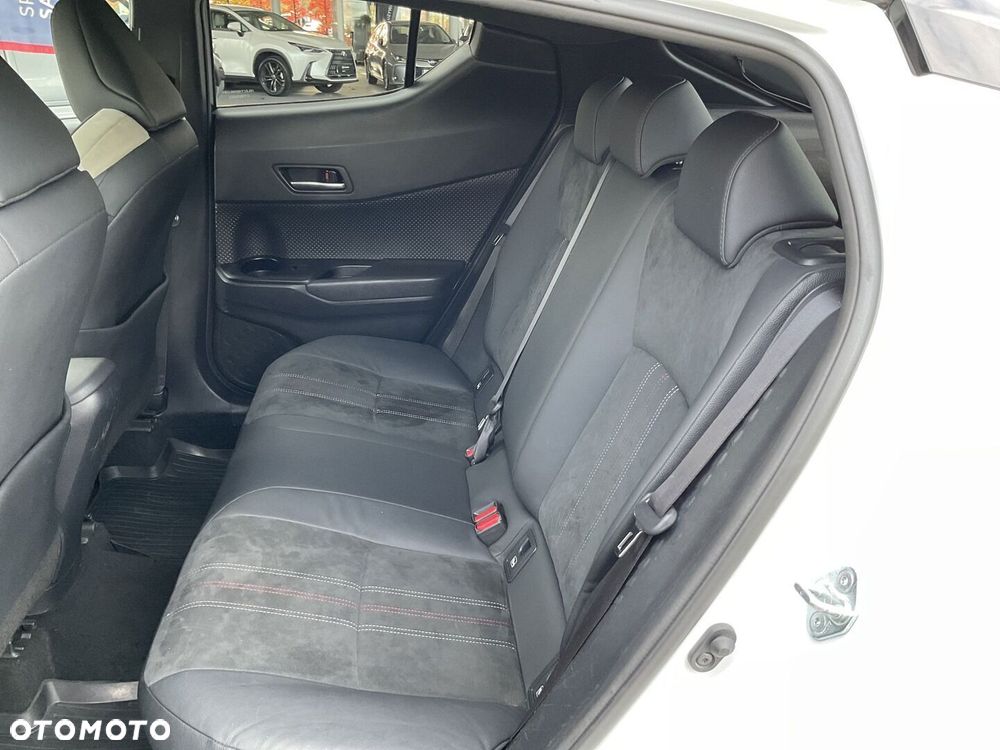Toyota C-HR 2.0 Hybrid GR Sport - 14