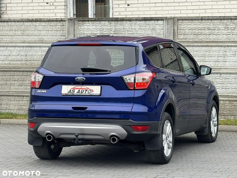 Ford Kuga 2.0 TDCi 4x2 Titanium - 4