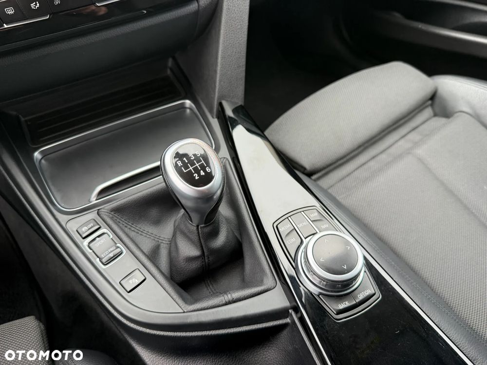 BMW Seria 3 316d Edition M Sport Shadow - 21