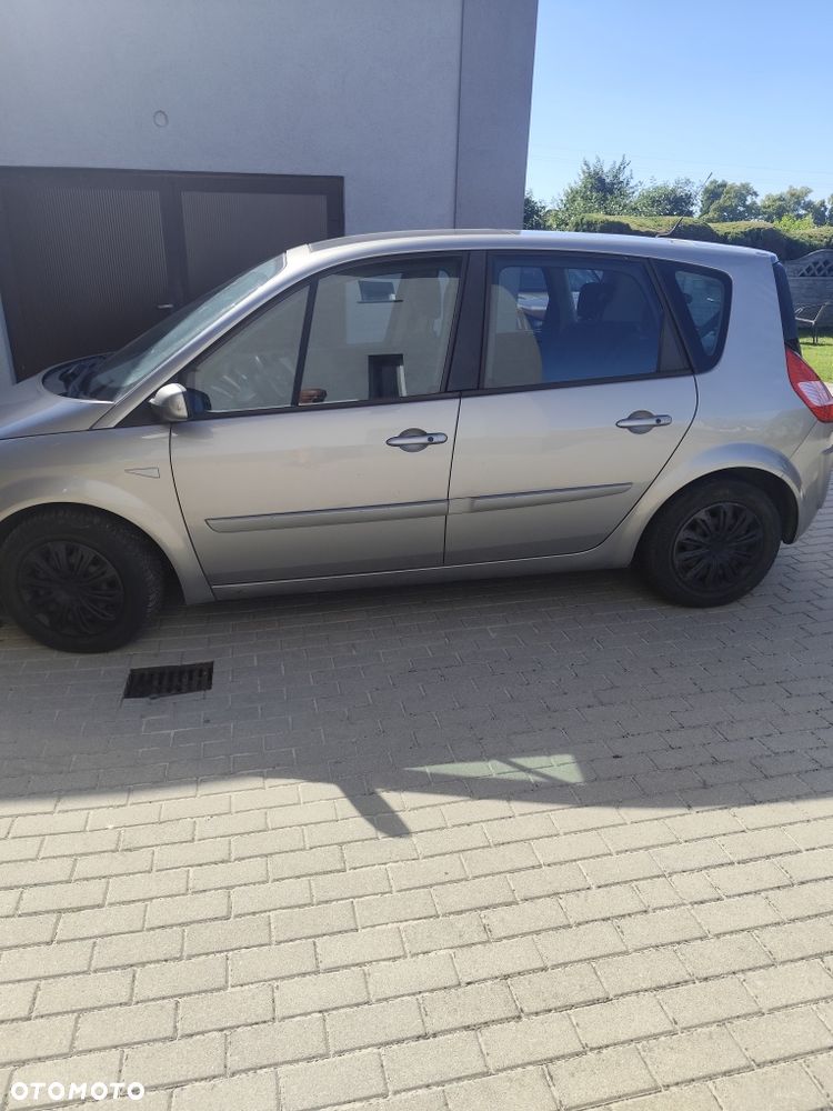 Renault Scenic - 2