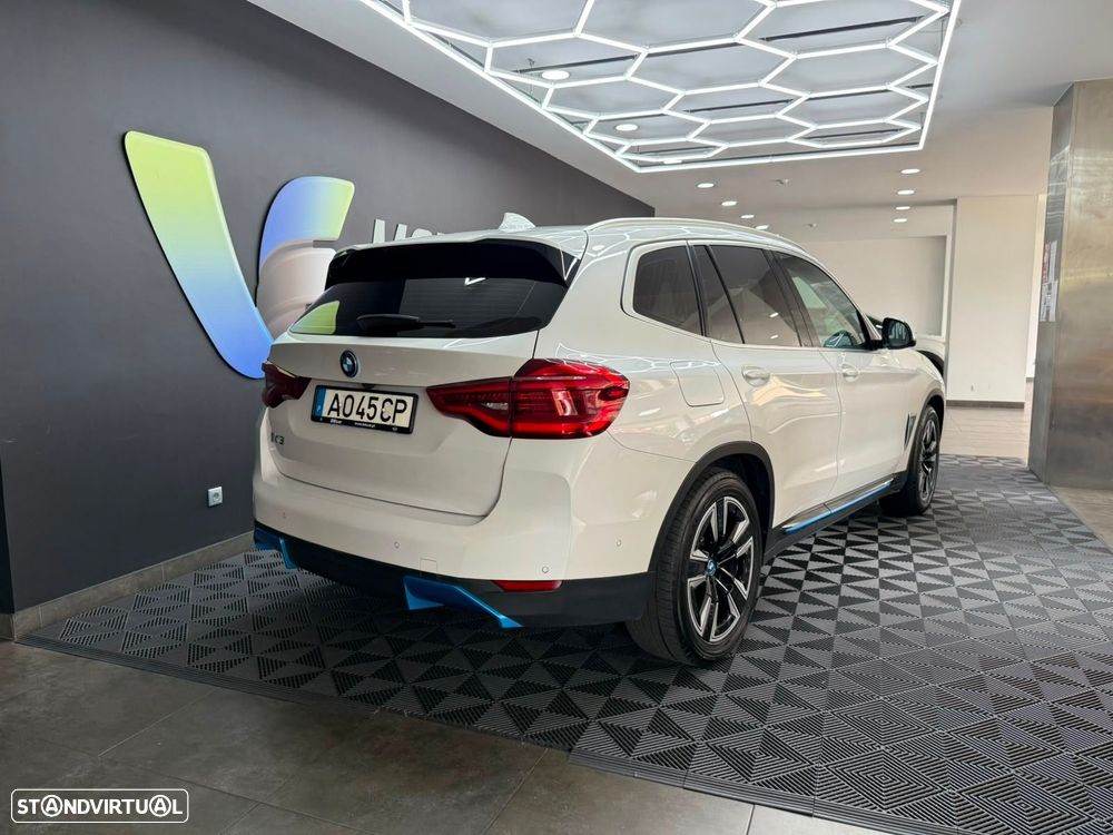 BMW iX3 Impressive - 7
