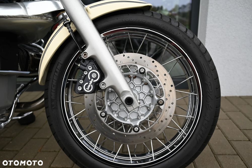 BMW R - 18