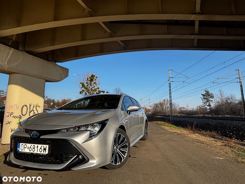 Toyota Corolla 2.0 Hybrid Selection - 2
